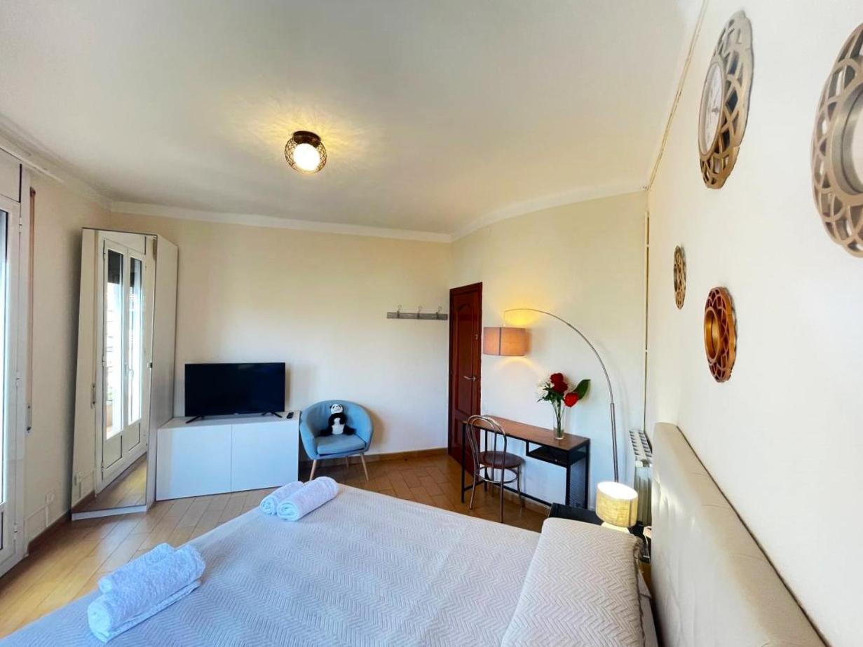 Rooms Nueva Valencia برشلونة المظهر الخارجي الصورة