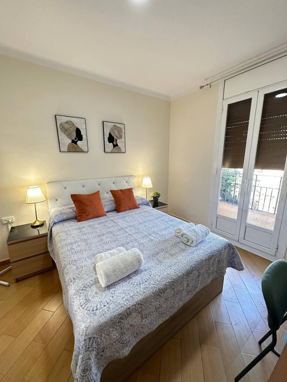 Rooms Nueva Valencia برشلونة المظهر الخارجي الصورة
