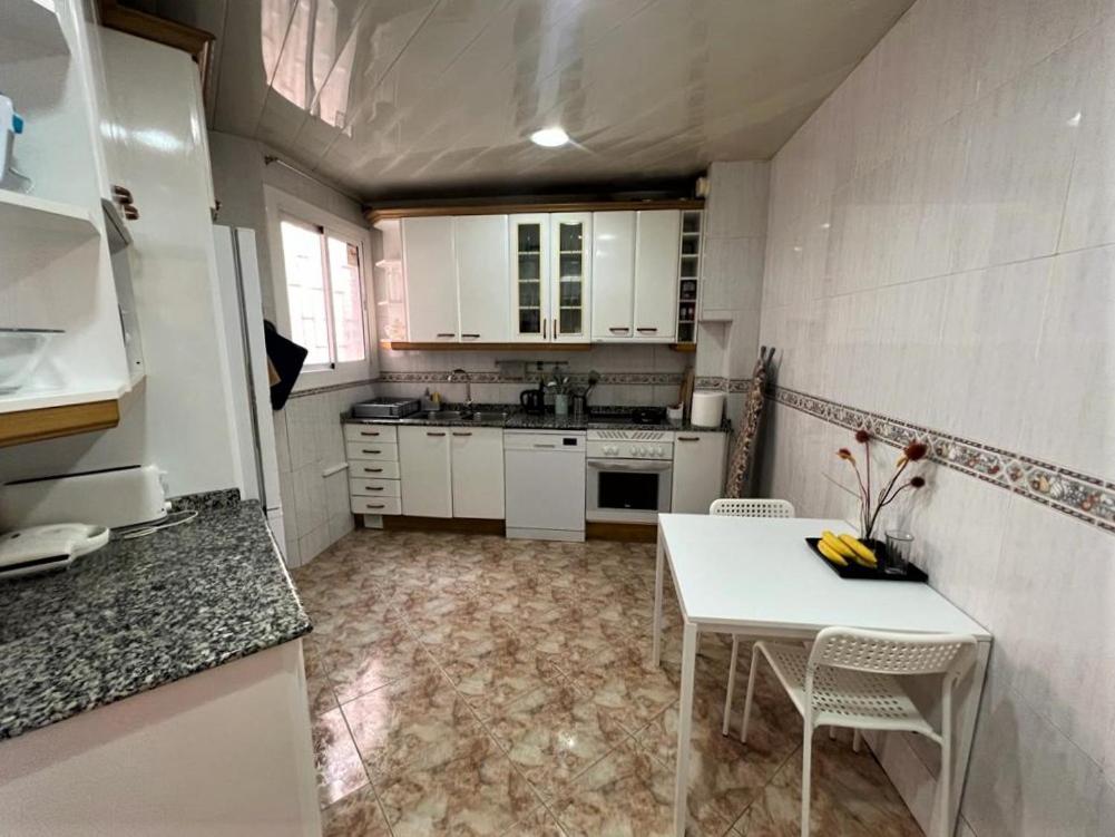 Rooms Nueva Valencia برشلونة المظهر الخارجي الصورة