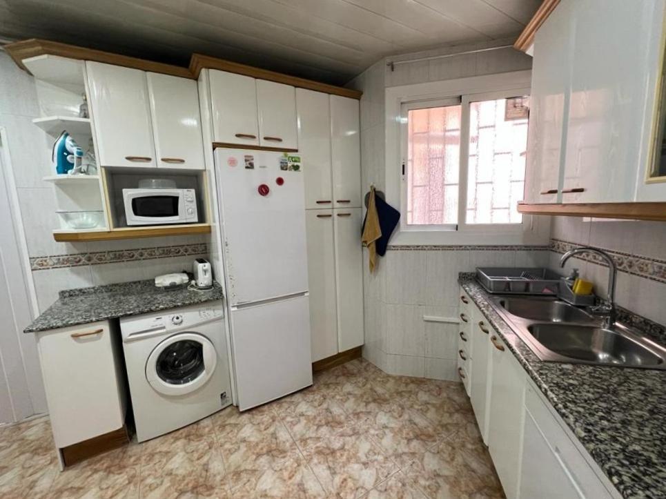 Rooms Nueva Valencia برشلونة المظهر الخارجي الصورة