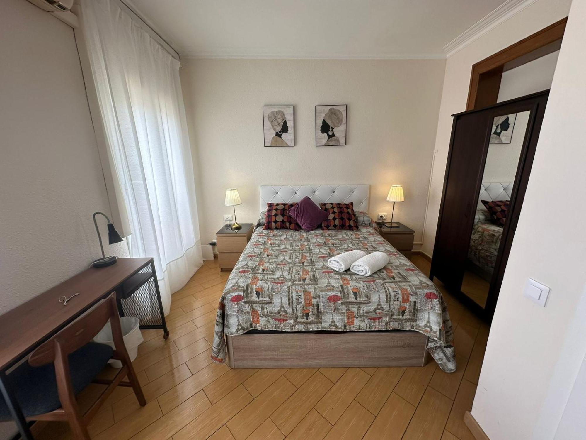 Rooms Nueva Valencia برشلونة المظهر الخارجي الصورة