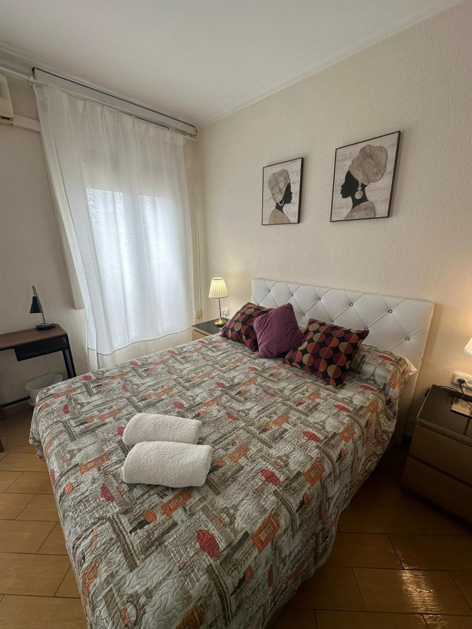 Rooms Nueva Valencia برشلونة المظهر الخارجي الصورة