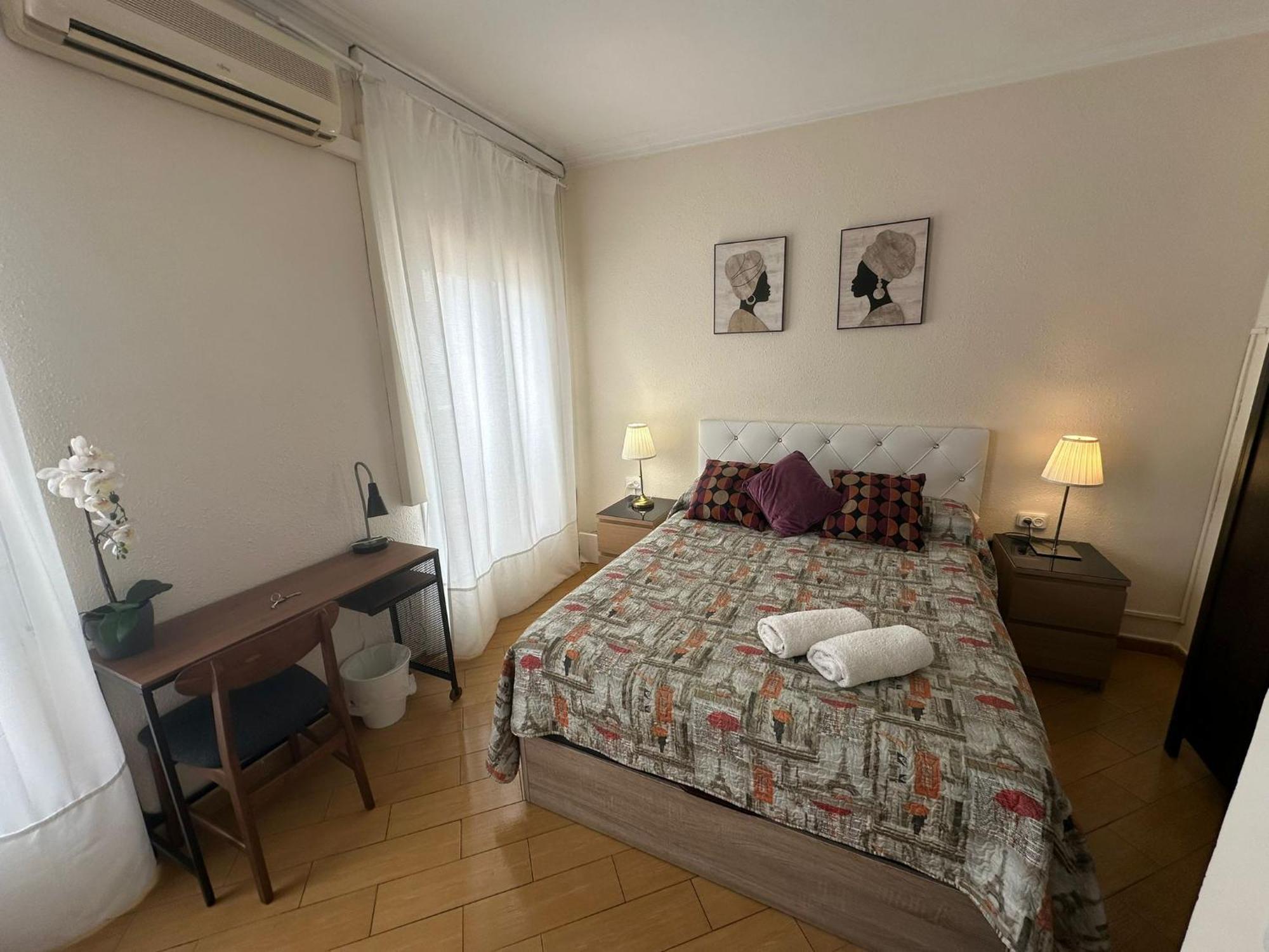 Rooms Nueva Valencia برشلونة المظهر الخارجي الصورة
