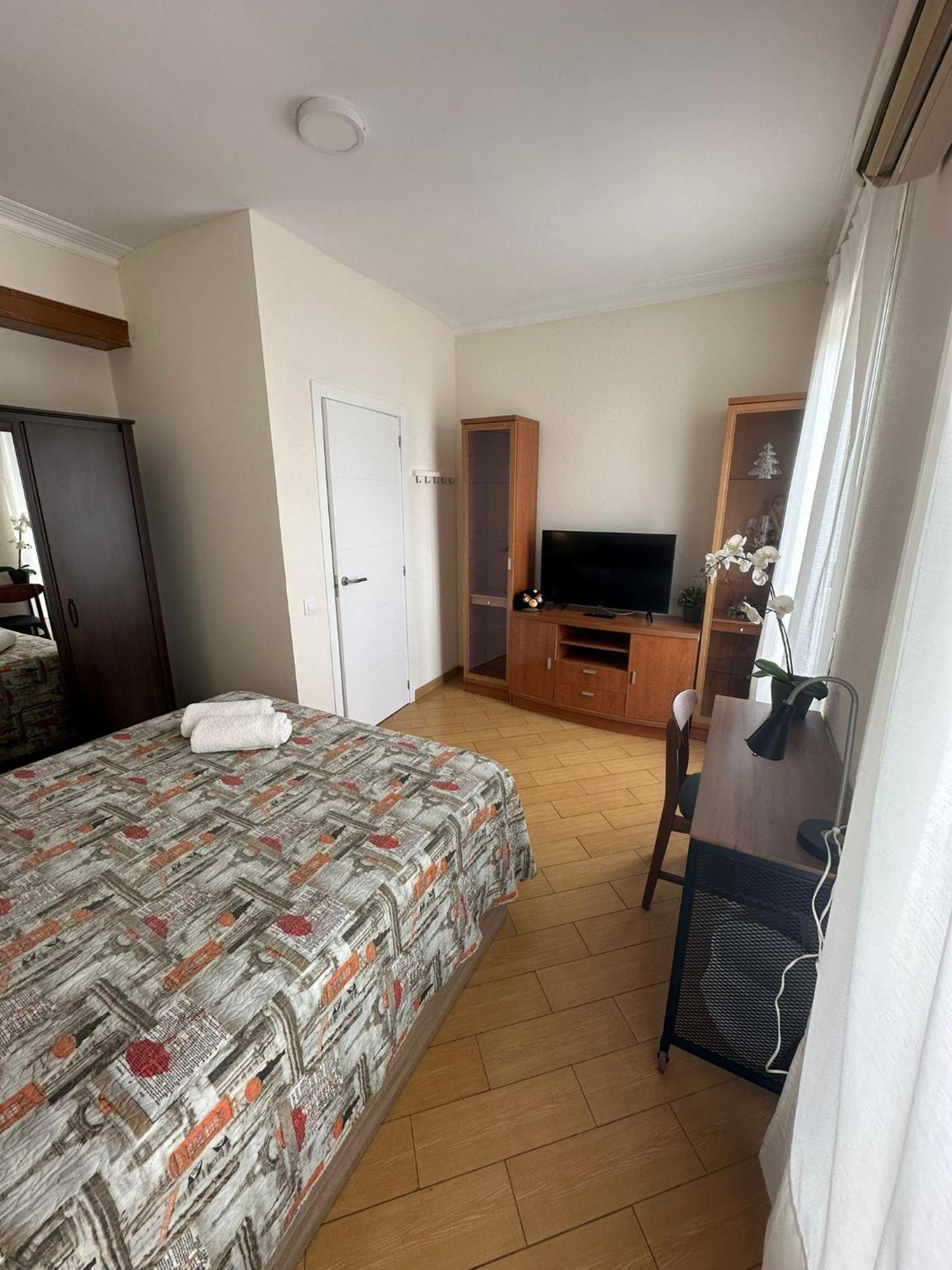 Rooms Nueva Valencia برشلونة المظهر الخارجي الصورة