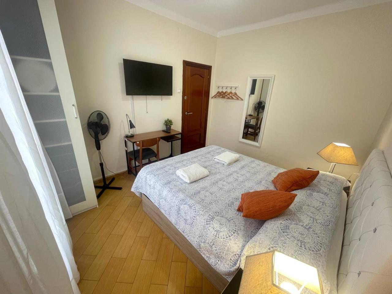 Rooms Nueva Valencia برشلونة المظهر الخارجي الصورة