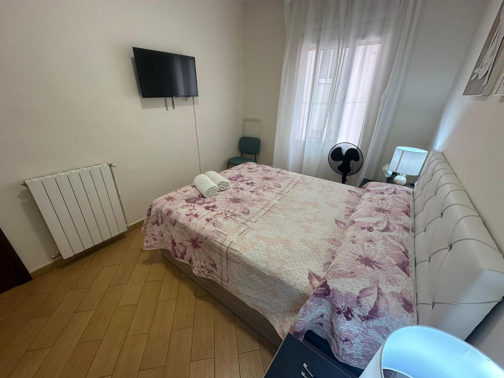 Rooms Nueva Valencia برشلونة المظهر الخارجي الصورة