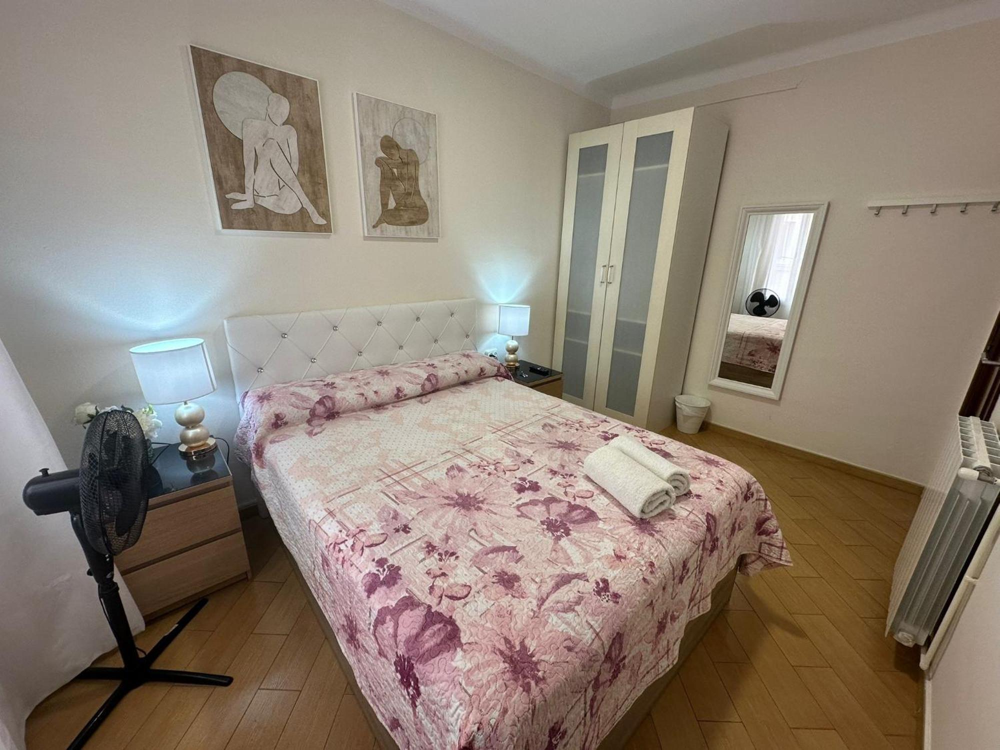 Rooms Nueva Valencia برشلونة المظهر الخارجي الصورة