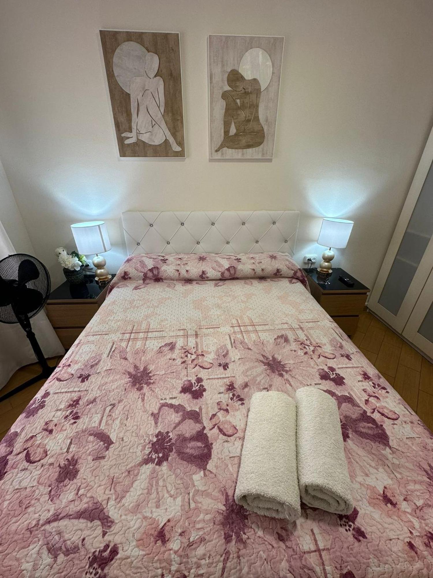 Rooms Nueva Valencia برشلونة المظهر الخارجي الصورة